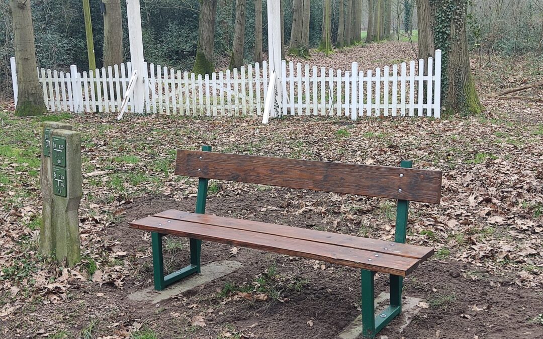 Aufstellung von Ruhebänken in Wilsum