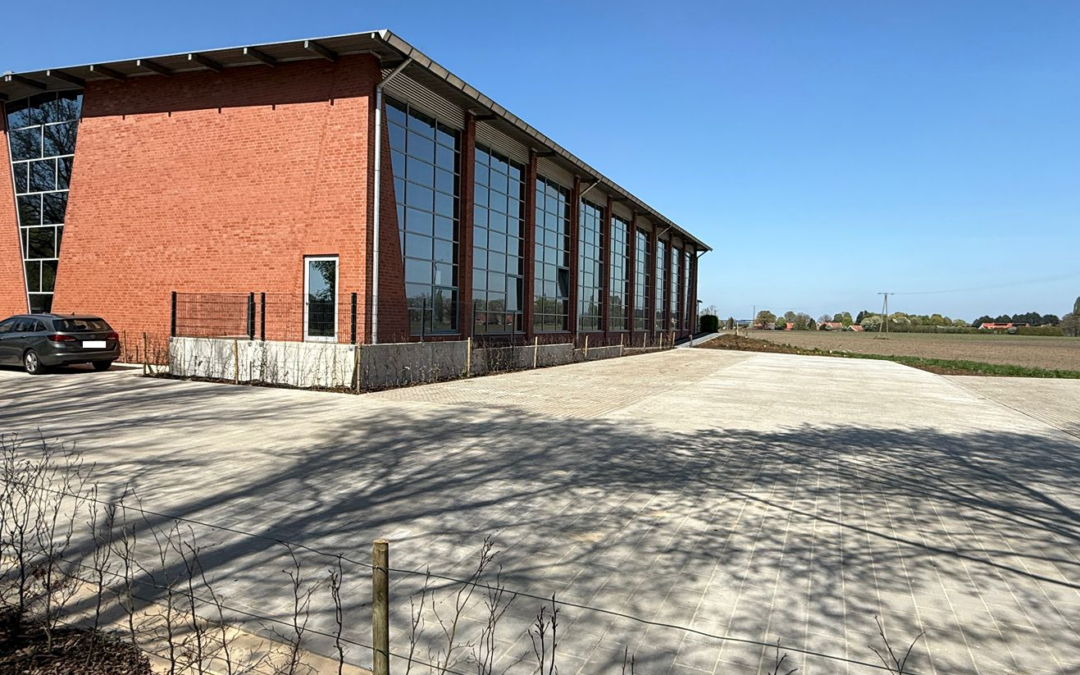 Neue Parkflächen an der Sporthalle ab sofort nutzbar